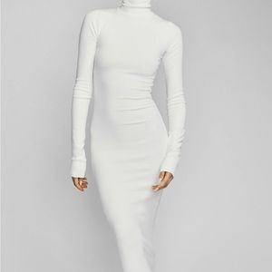 Long sleeve turtleneck maxi in cream